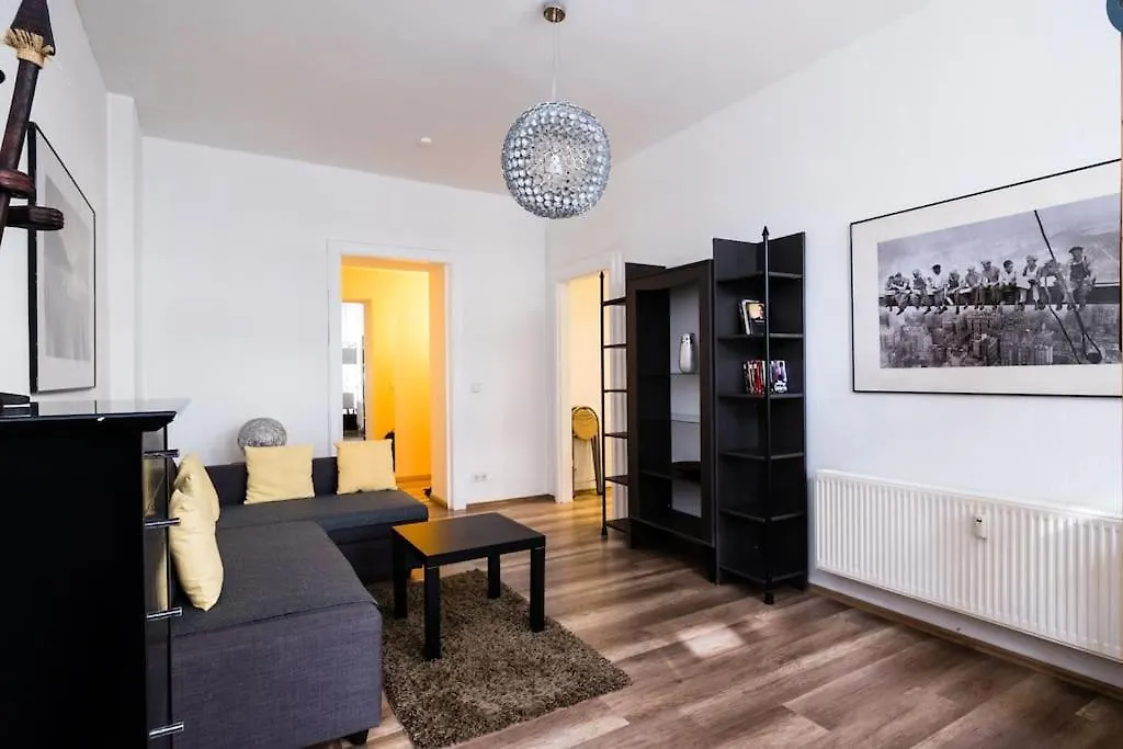 Comfortable 2-Room Apartment For Rest & Work P-Berg 柏林