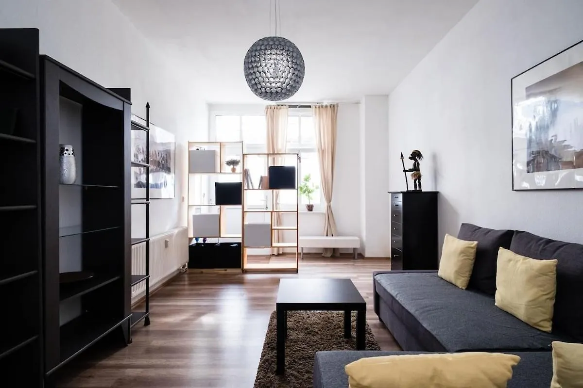 Comfortable 2-Room Apartment For Rest & Work P-Berg 柏林